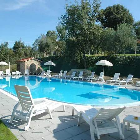 Air Conditioned Flat With Pool And Wellness Area