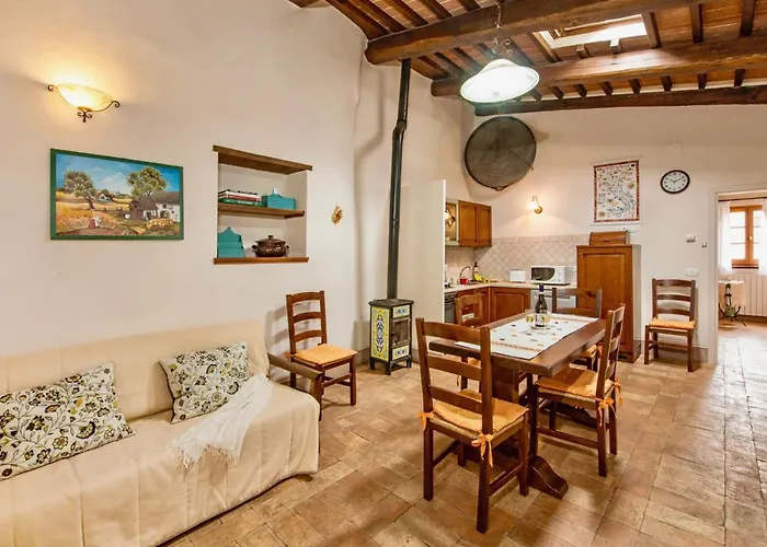 Casa de Férias Air-conditioned Flat With Pool And Wellness Area Città della Pieve